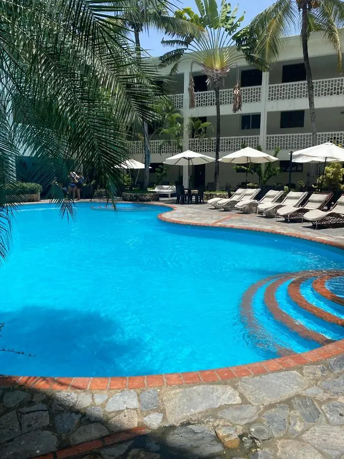 Acuarium Suite Resort La Viva Hotel