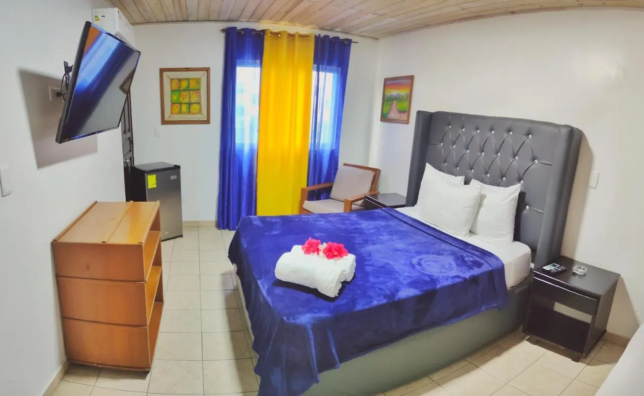 Hotel Acuarium Suite Resort La Viva