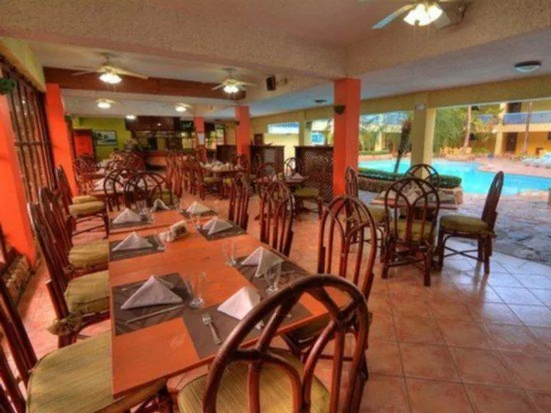 Hotel Acuarium Suite Resort La Viva