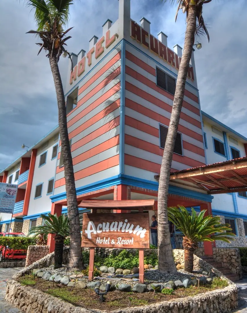 Acuarium Suite Resort La Viva