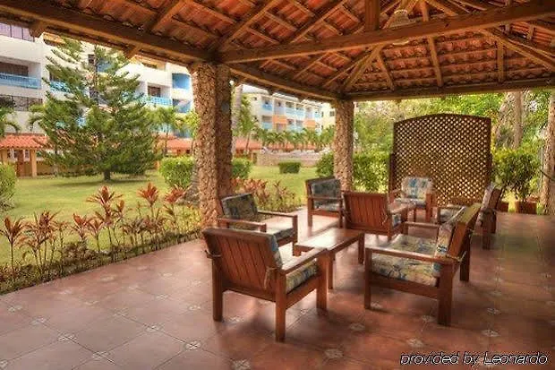 Acuarium Suite Resort La Viva 3*,