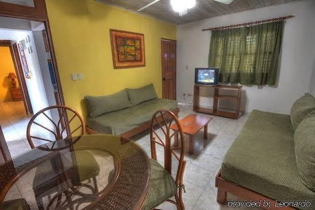 Acuarium Suite Resort La Viva Hotel
